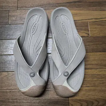 KEEN 와이메아 티지 샌들 29cm