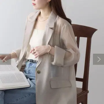 Discoat 라이트 그레이 시어 테일러드 자켓
