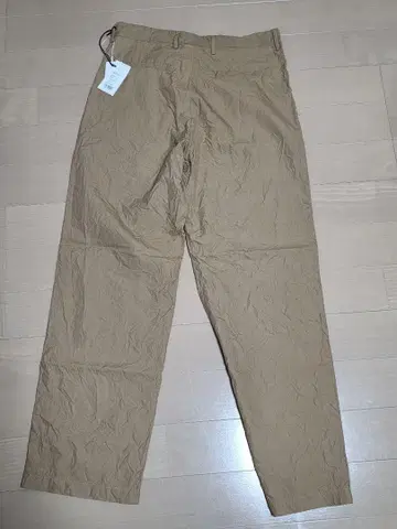 오라리 AURALEE A24SP03FW