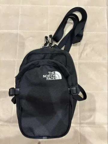 THE NORTH FACE 블랙 숄더백