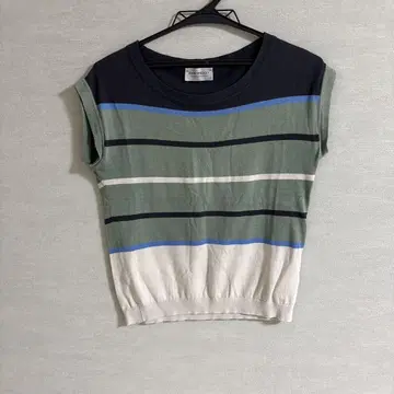 JOHN SMEDLEY 슬리브리스 니트