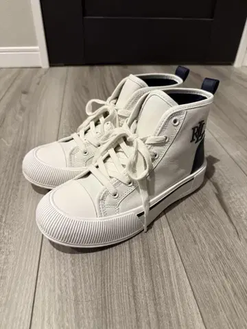 LAUREN RALPH LAUREN 하이컷 스니커즈 22.5-23cm