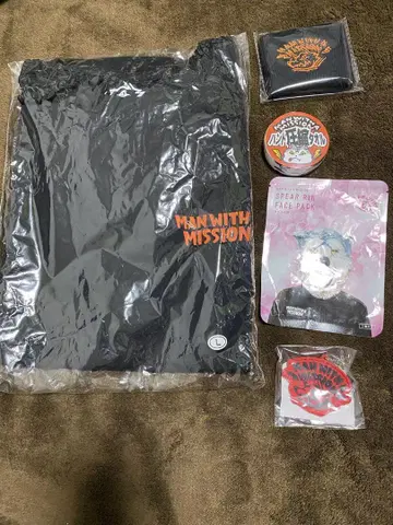 MAN WITH A MISSION 메모리얼 로고 롱 T 라나파이 세트