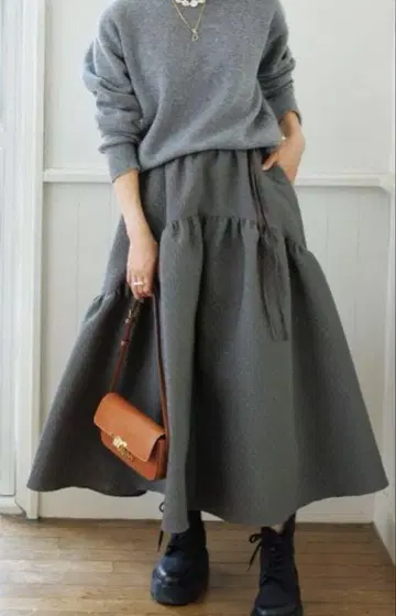 Bluelea 블루레아 New jacquard skirt