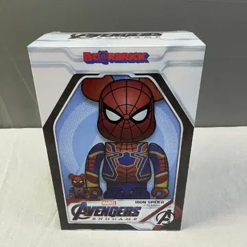베어브릭 IRON SPIDER 100% & 400%