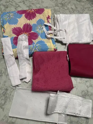 여성용 유카타 크림색 꽃무늬