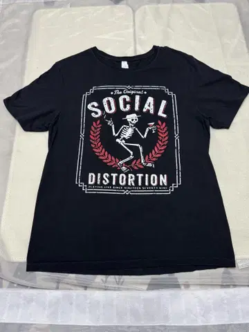 프린트 문제 없음! SOCIAL DISTORTION 스켈레톤 티셔츠