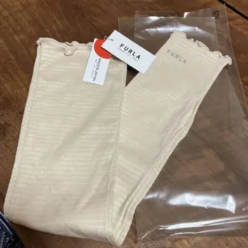미사용 새상품 택 포함 FURLA 암커버 롱 암커버