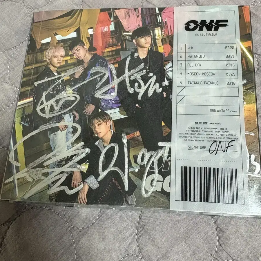 オネノプONF 2018SeasonGreeting 直筆サイン ONF Y Signature Album on Bunjang Global Site.