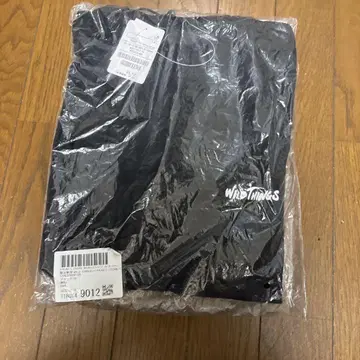 와일드 띵스 프릭스 스토어 티셔츠