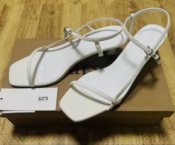 urs 화이트 스트랩 샌들 M