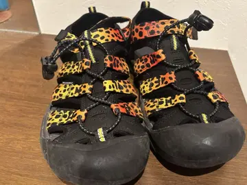 keen 샌들 23.5cm
