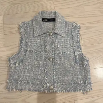 R 씨 착용 완판 자라 프린지 크롭 텍스처 베스트