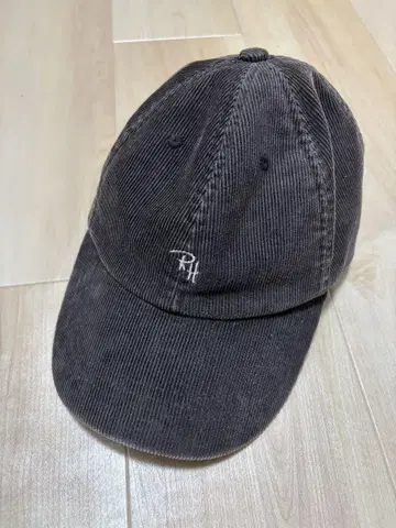 Rothman 코듀로이 캡 블랙