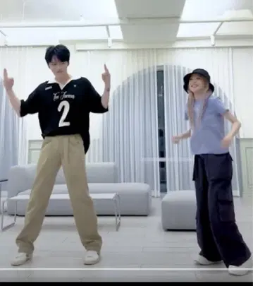MSKN2ND 문석원 세컨드 제준 착용