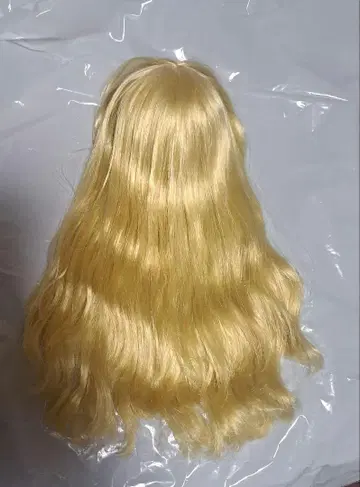 네오 브라이스 두피  매력적인 크리스탈린