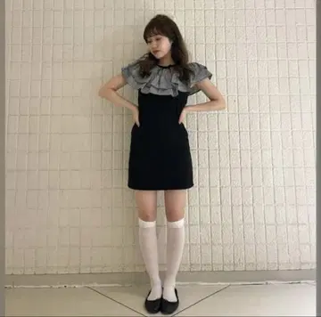 epine 프릴 미니 원피스 반팔
