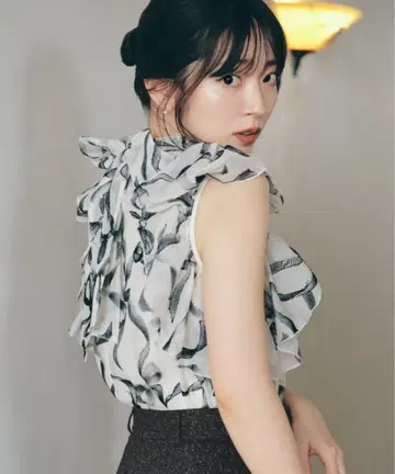 SNIDEL 리본 슬리브 오간 블라우스