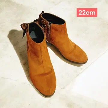 리본 포함 스웨이드 스타일 부티 22cm 브라운