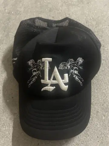 SWORN to US LA 로고 블랙 캡