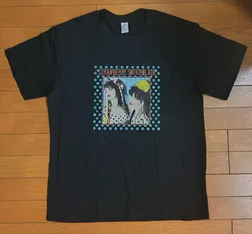 스트로베리 스위치 블레이드 Strawberry Switchblade..