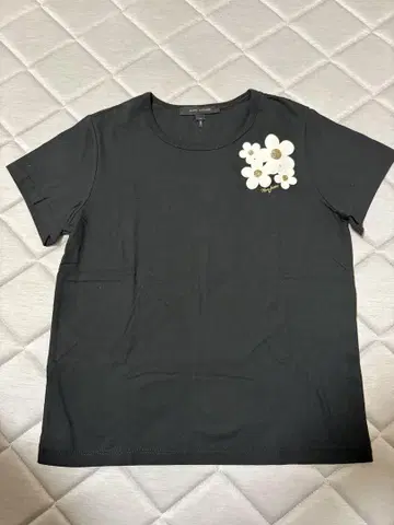 Marc Jacobs 블랙 반팔 티셔츠 M 사이즈