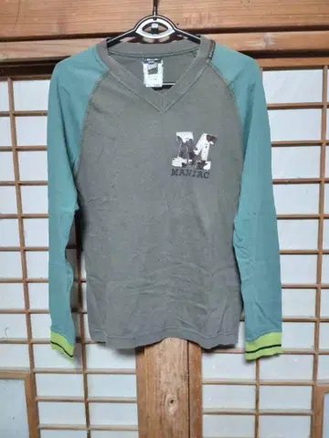 D&G 돌체&가바나 롱 티셔츠 새상품급