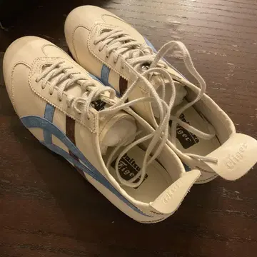 오니츠카타이거 스니커즈 22.5cm