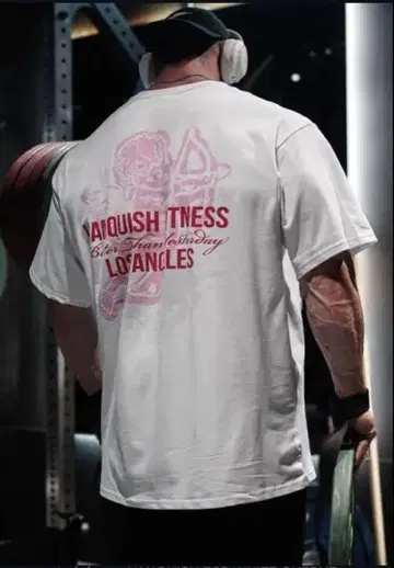 VANQUISH FITNESS TSP WHITE CHERUB 티셔츠