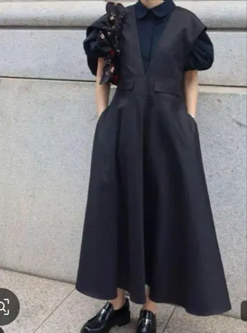 블랙 V넥 롱 원피스