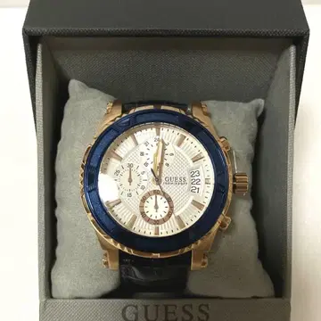 GUESS 크로노그래프 미사용품