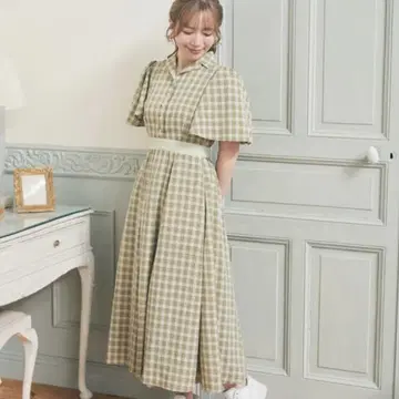 areeam 플레어 슬리브 체크 원피스