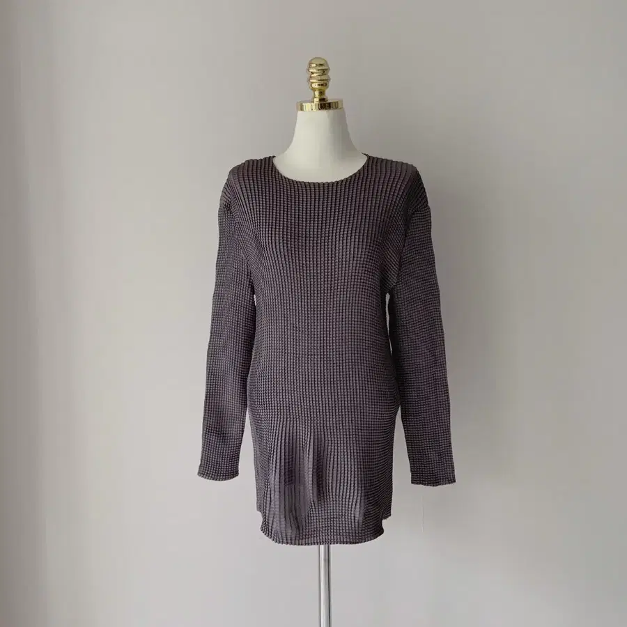 Product Details - 1
