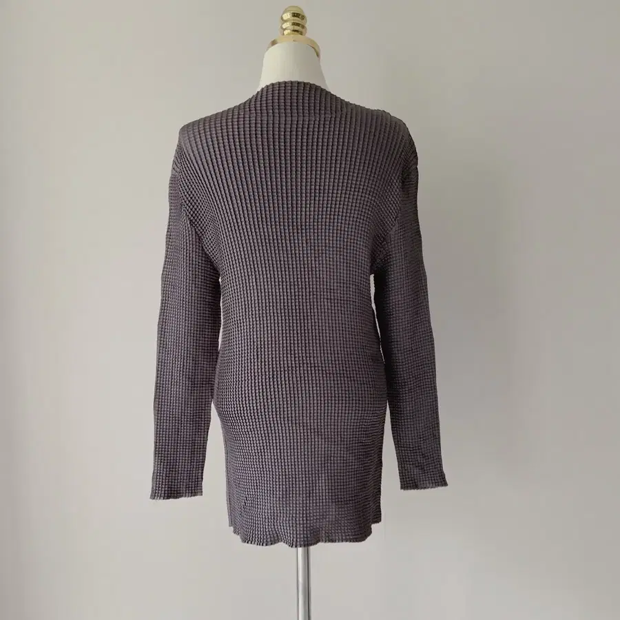 Product Details - 5