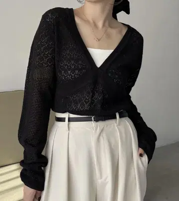 카프리 슈레 마쥬 레이스 V 넥 상의
