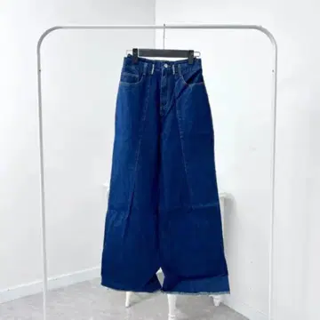 다크 블루 와이드 레그 데님 미사용 택 포함