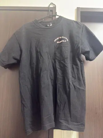 HUF 블랙 티셔츠 M