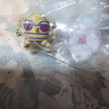 죠죠의 기묘한 모험 캡슐 피규어 컬렉션