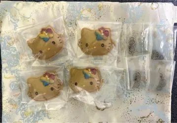 산리오 미니어처 오멘 컬렉션 노릇노릇한 비치 버전 일광화상 키티