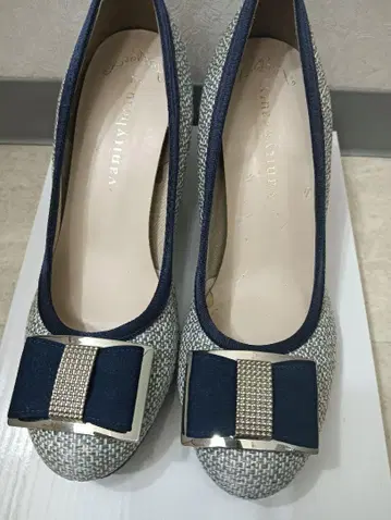 Vanity Beauty 리본 포함 하이힐 펌프스 23cm