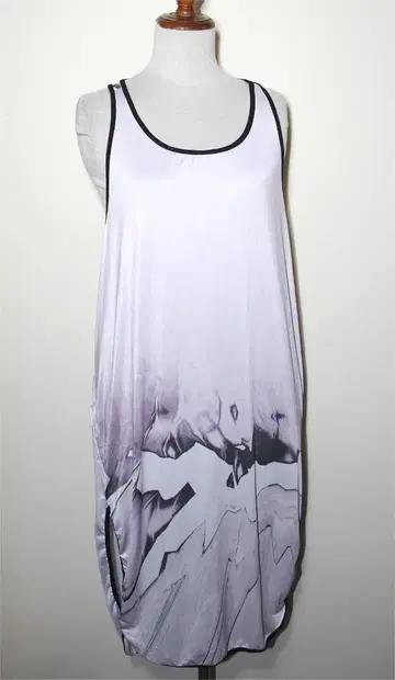 GALL 튜닉 레이서 백 탱크 드레스 M 포르투갈제 전시품