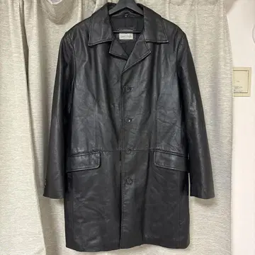 LESBOULEVARDS 블랙 가죽 코트