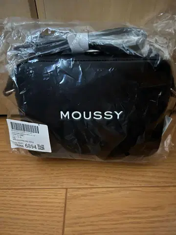 moussy 숄더백