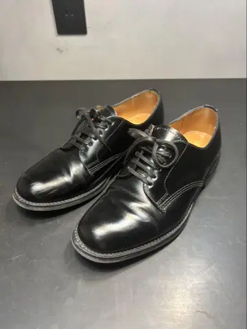 썬더스 서비스 신발 23.5cm