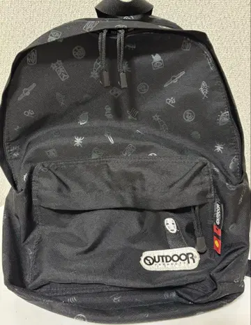 OUTDOOR와 센과 치히로의 행방불명 블랙 백팩 얼굴이 없는 디자인