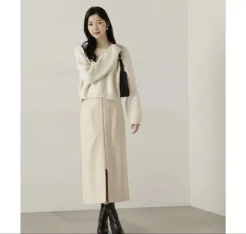 프로포션 바디 드레싱 프론트 지퍼 내로우 스커트
