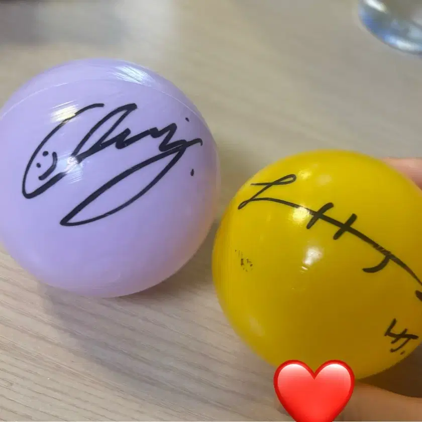 THE BOYZ | 더보이즈 The Boyz sign ball hyunjae q on Bunjang