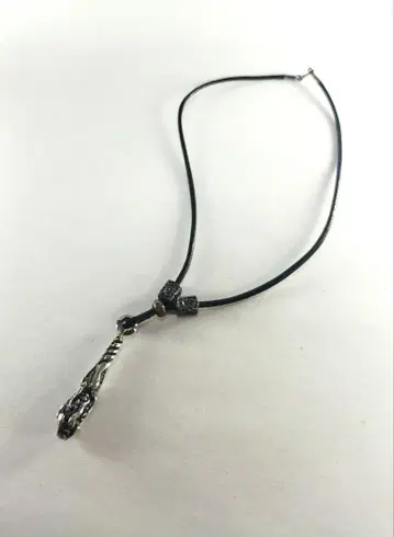 카렌 실버 목걸이