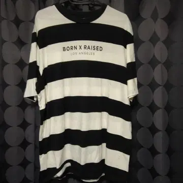 BORN X RAISED Los Angeles 보더 티셔츠