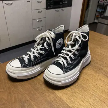 CONVERSE 하이컷 스니커즈 블랙 UK6